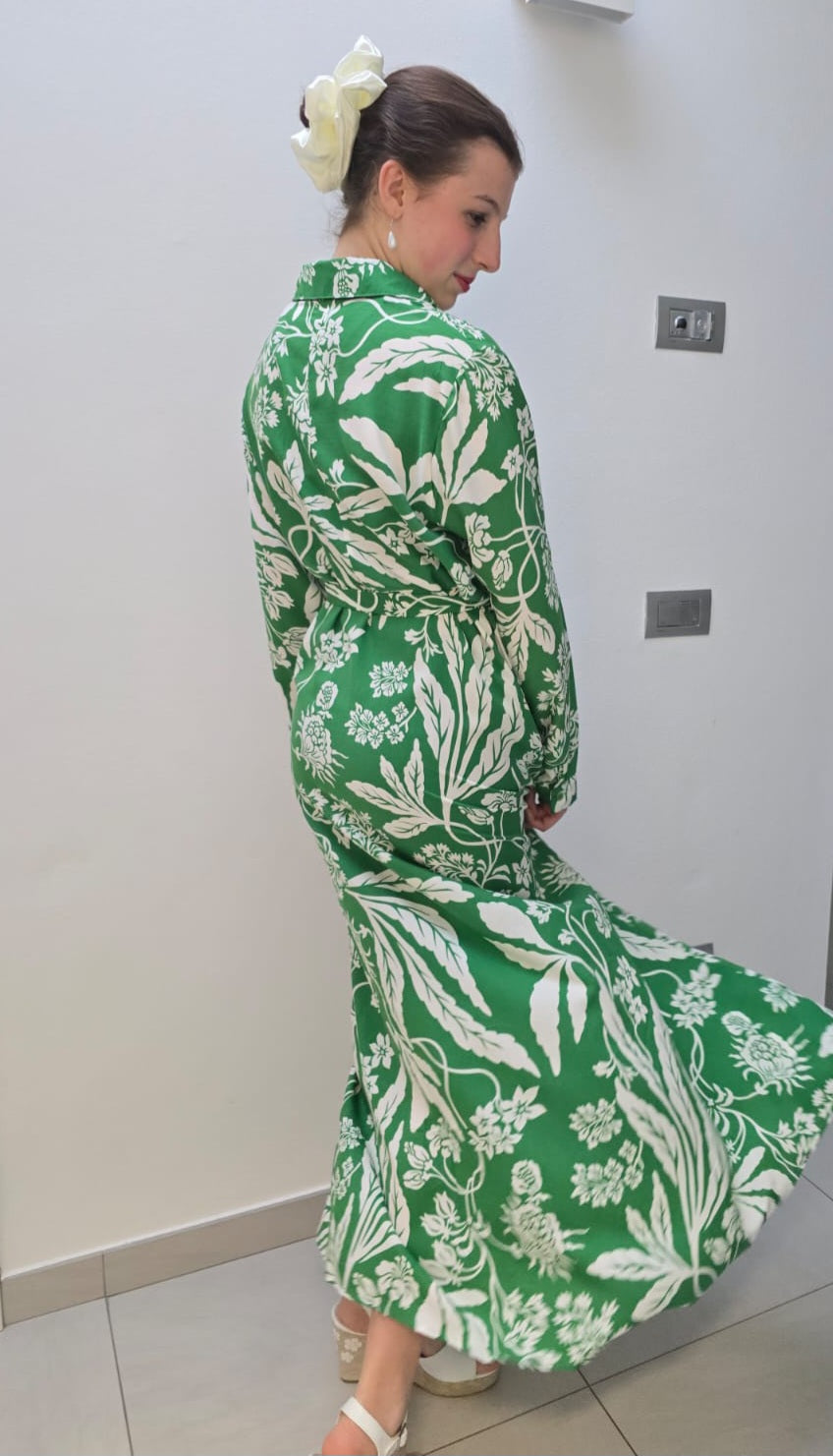 Abito lungo (collezione floreale verde)