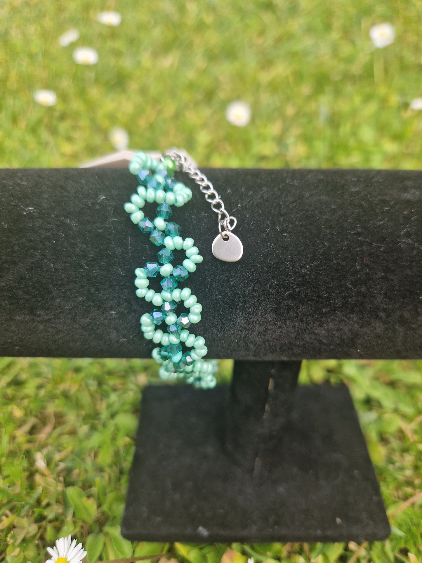 Spiral Greeny Bracelet with Silver Color Steel Lock