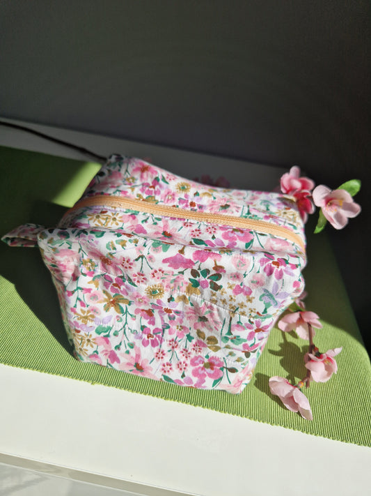 PINK FLORAL MAKE UP BAG SPRING COLLECTION